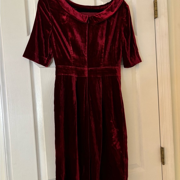 Boden Crandberry Velvet Sheath Dress - Picture 5 of 6